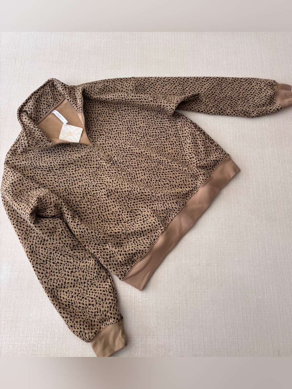 FABLETICS Cozy Fleece 1/2 Zip Sweatshirt Cheetah/Dark Twill (XL)